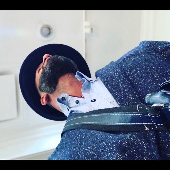 Meet your Posher, Mike - Picture 4 of 14